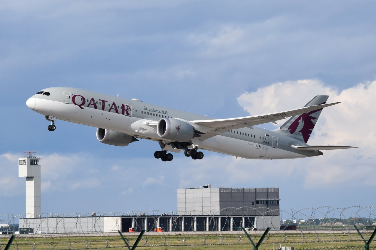 A7-BHB , Qatar Airways , Boeing 787-9 Dreamliner , Berlin-Brandenburg  Willy Brandt  , BER , 11.09.2022 
