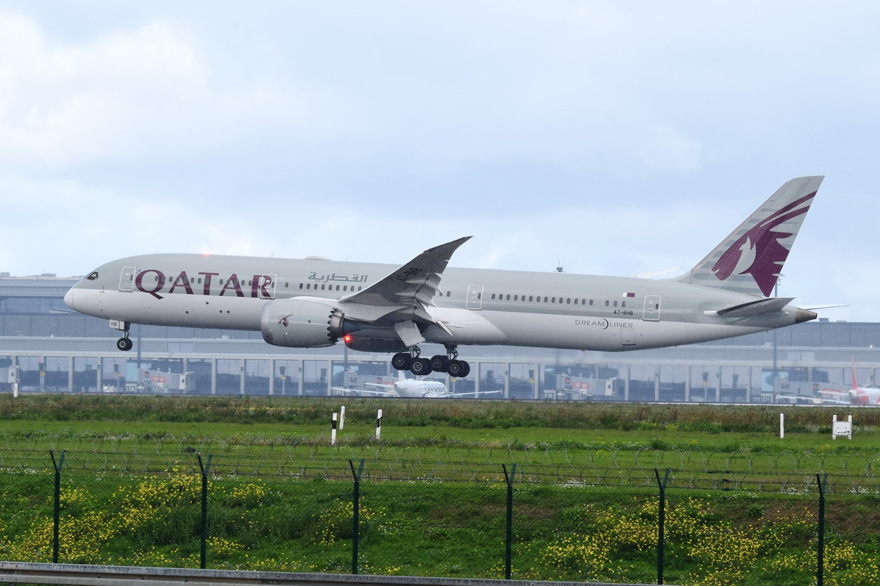 A7-BHB , Qatar Airways , Boeing 787-9 Dreamliner ,  Berlin-Brandenburg  Willy Brandt  , BER , 18.09.2022 ,