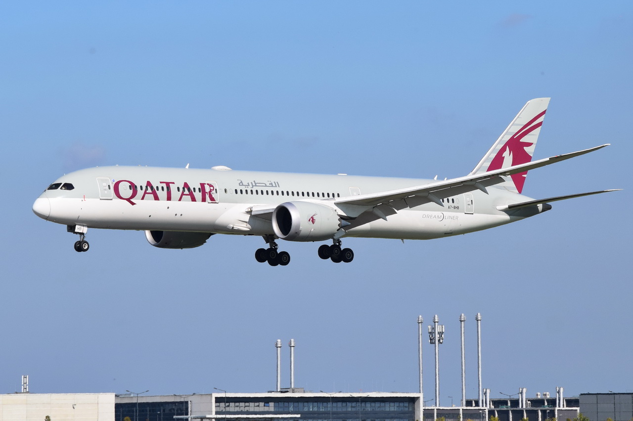 A7-BHB , Qatar Airways , Boeing 787-9 Dreamliner , 30.09.2022 , Berlin-Brandenburg  Willy Brandt  , BER , 