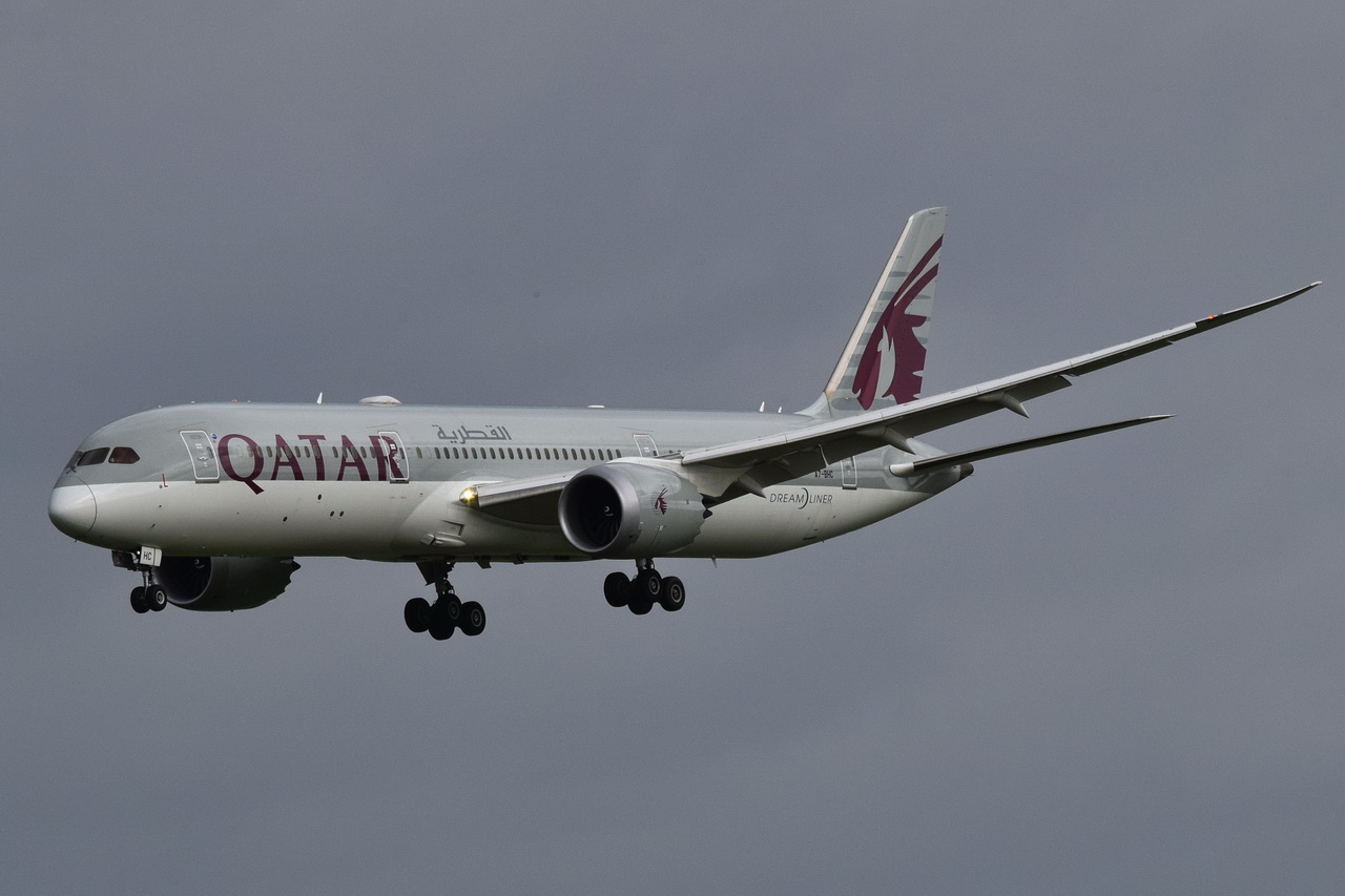 A7-BHC , Qatar Airways , Boeing 787-9 Dreamliner , 02.10.2022 , Berlin-Brandenburg  Willy Brandt  , BER , 