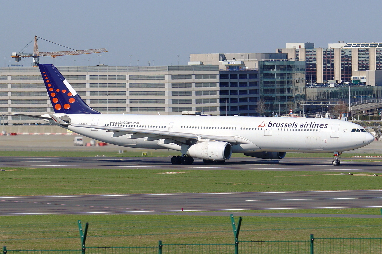 Brussels Airlines Airbus A330-343E OO-SFF beim Start in Brüssel 18.3.2026