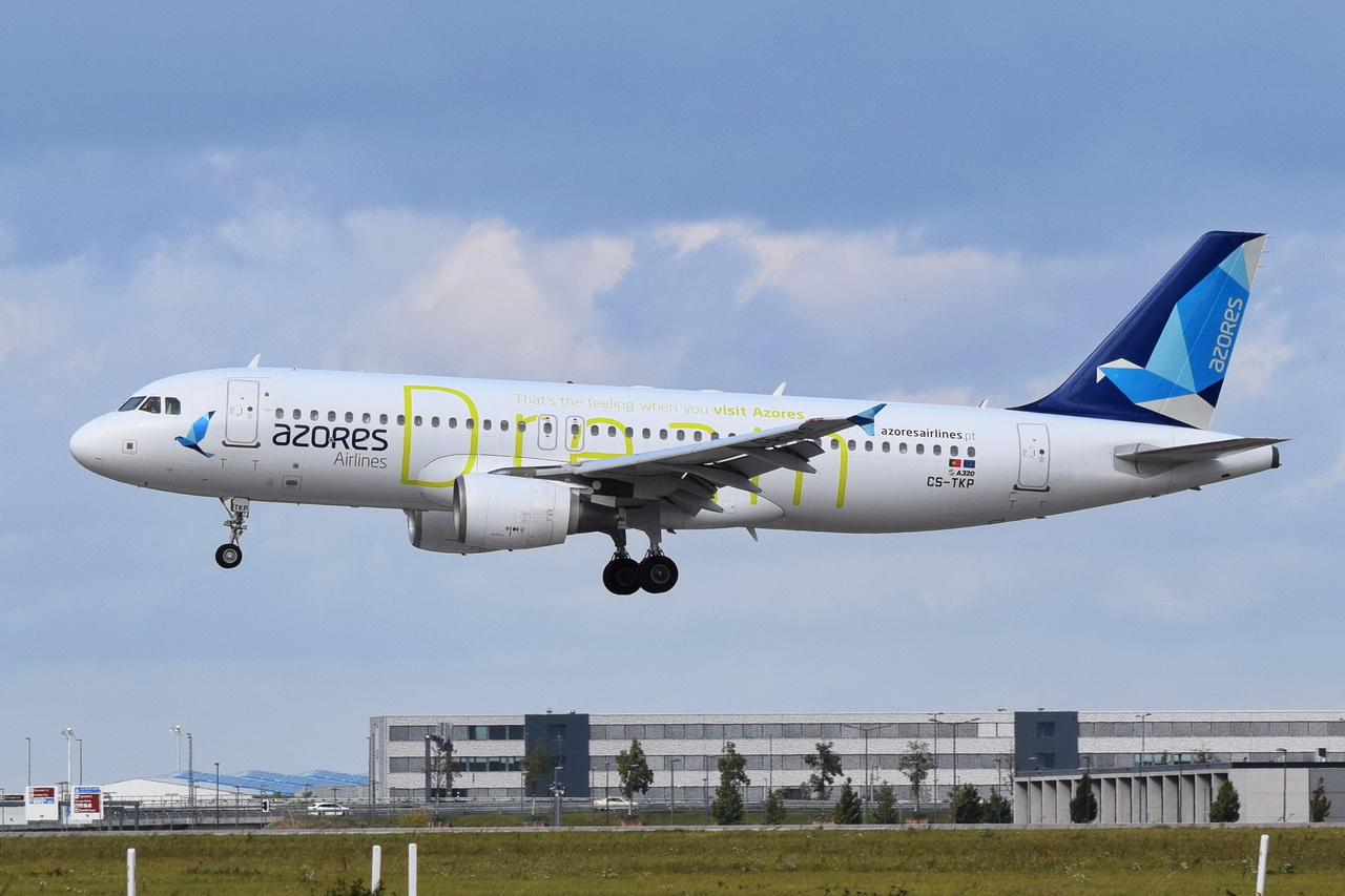 CS-TKP , Azores Airlines , Airbus A320-214 , 04.10.2023 , Berlin-Brandenburg  Willy Brandt  , BER ,