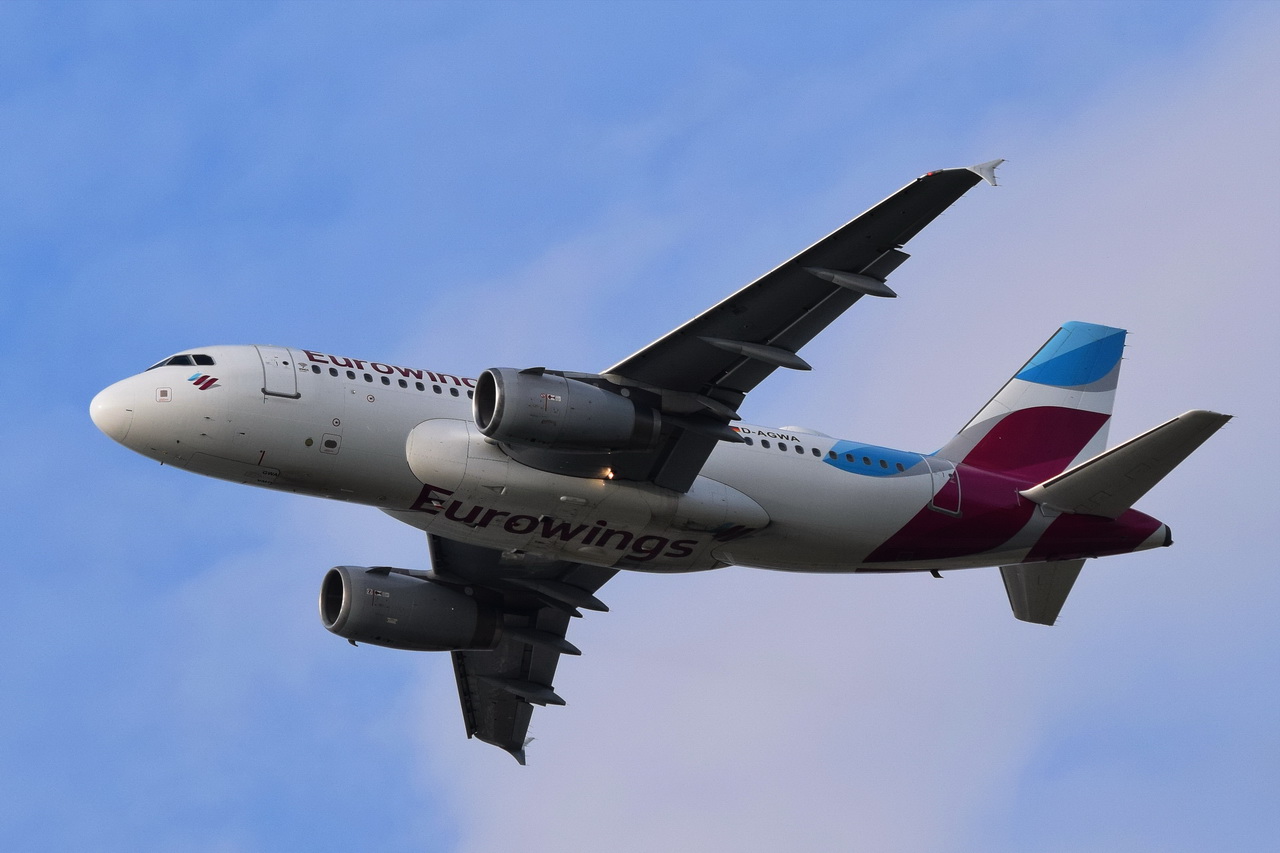 D-AGWA , Eurowings , Airbus A319-132 , 25.09.2022 , Berlin-Brandenburg  Willy Brandt  , BER , 