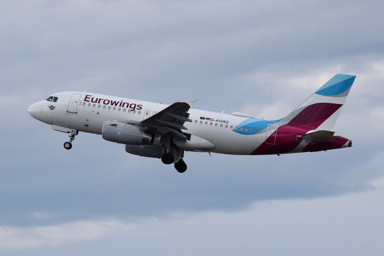 D-AGWZ , Eurowings , Airbus A319-132 , 09.09.2022 , Berlin-Brandenburg  Willy Brandt  , BER , 