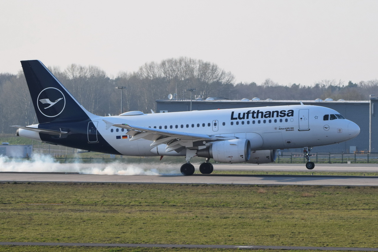 D-AIBF , Lufthansa , Airbus A319-112  Sinsheim  , Berlin-Brandenburg  Willy Brandt  , BER ,09.04.2023 , 