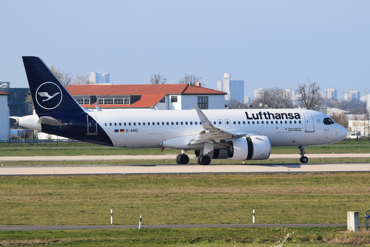 D-AINZ , Lufthansa , Airbus A320-271N  Neubrandenburg  , 09.04.2023 , Berlin-Brandenburg  Willy Brandt  , BER , 