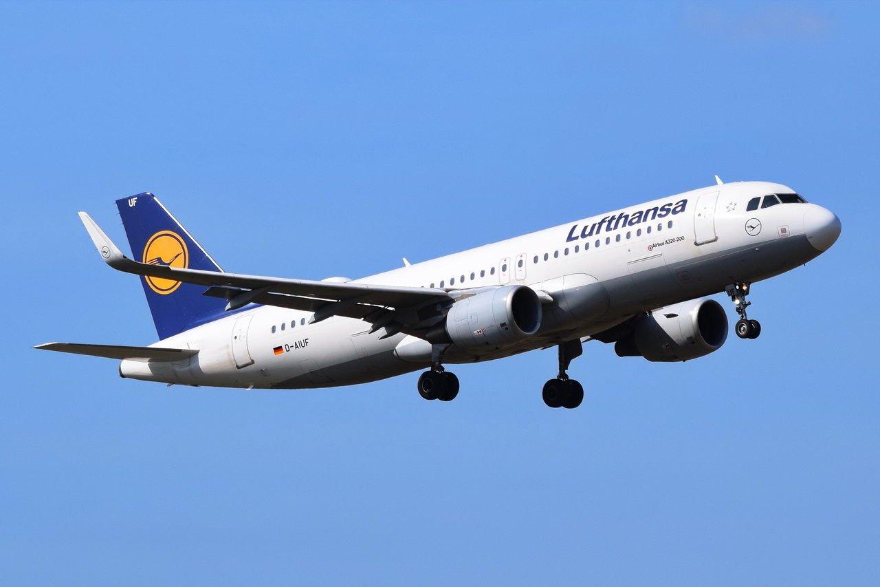 D-AIUF , Lufthansa , Airbus A320-214(WL) , 04.09.2022 , Berlin-Brandenburg  Willy Brandt  , BER , 