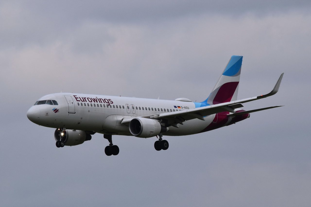 D-AIZU , Eurowings , Airbus A320-214(WL) , 15.10.2022 , Berlin-Brandenburg  Willy Brandt  , BER , 