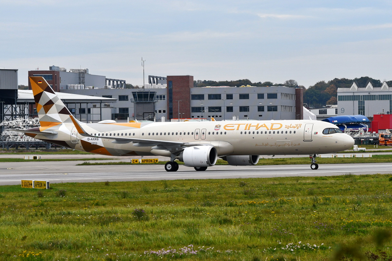 D-AXXQ , Etihad Airways , Airbus A321-251NX , Hamburg-Finkenwerder , 20.10.2025 ,
