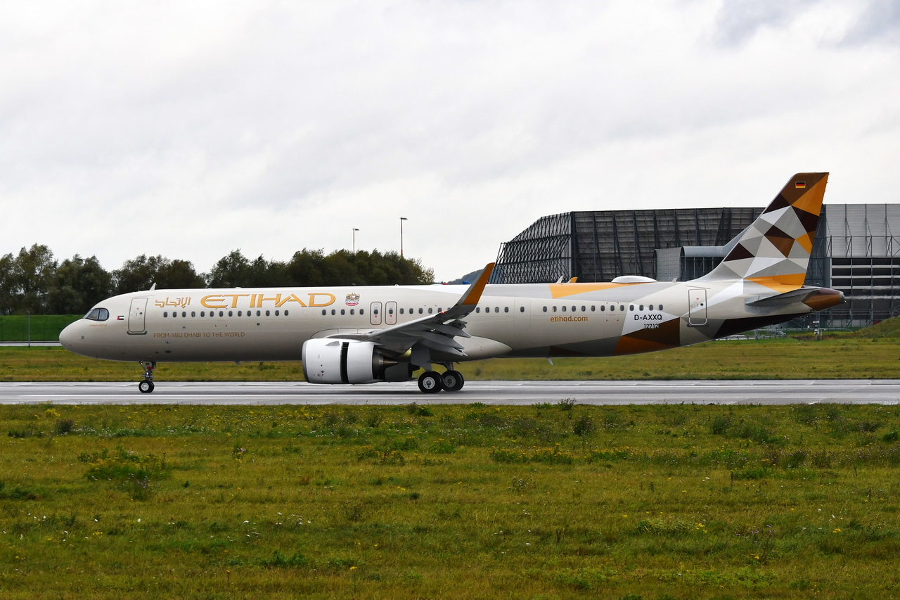 D-AXXQ , Etihad Airways , Airbus A321-251NX , 21.10.2025 , Hamburg-Finkenwerder , 