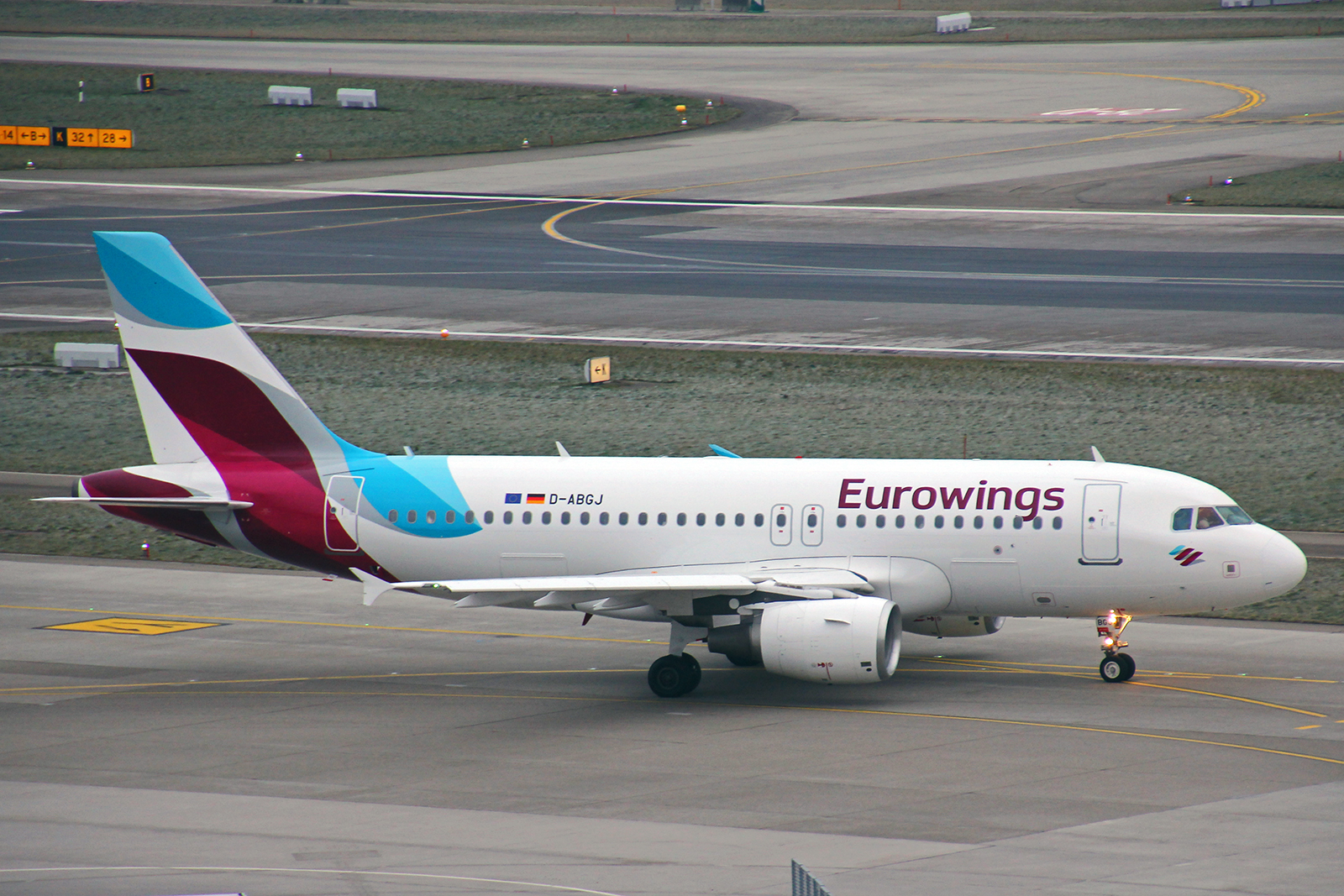 Eurowings, D-ABGJ, Airbus A319-112, msn: 3415, 20.Januar 2023, ZRH Zürich, Switzerland.