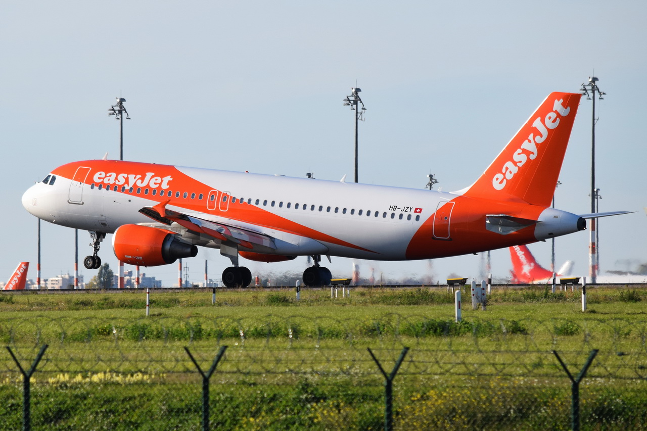 HB-JZY , easyJet Switzerland , Airbus A320-214 , 07.10.2022 , Berlin-Brandenburg  Willy Brandt  , BER , 