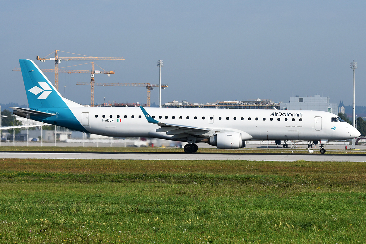I-ADJK Embraer 190-200LR 14.09.2021