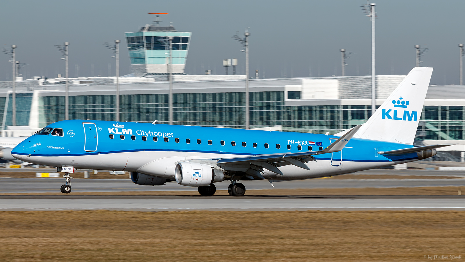 KLM Cityhopper | Embraer ERJ-175STD (ERJ-170-200) | PH-EXX | c/n: 17000711 | @MUC 16FEB2019