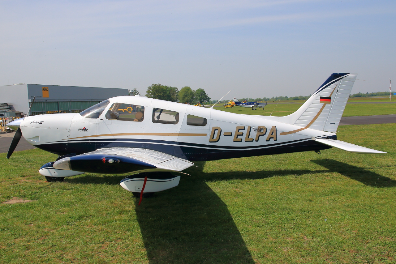 Luftsportverein Rietberg, D-ELPA, Piper PA-28-181 Archer III, S/N: 2843590. Bonn-Hangelar (EDKB) am 01.05.2024.