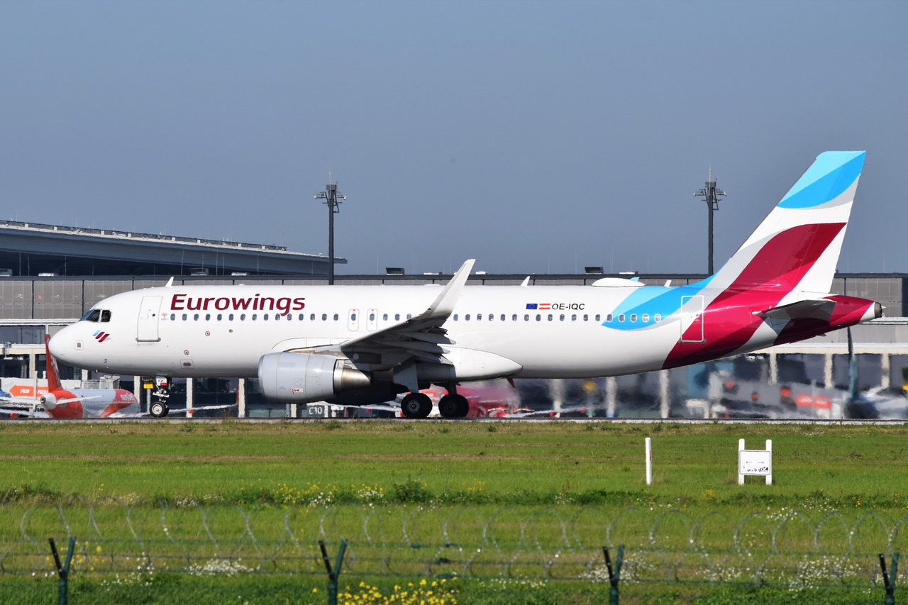 OE-IQC , Eurowings Europe , Airbus A320-214(WL) ,  Berlin-Brandenburg  Willy Brandt  , BER , 30.09.2022 