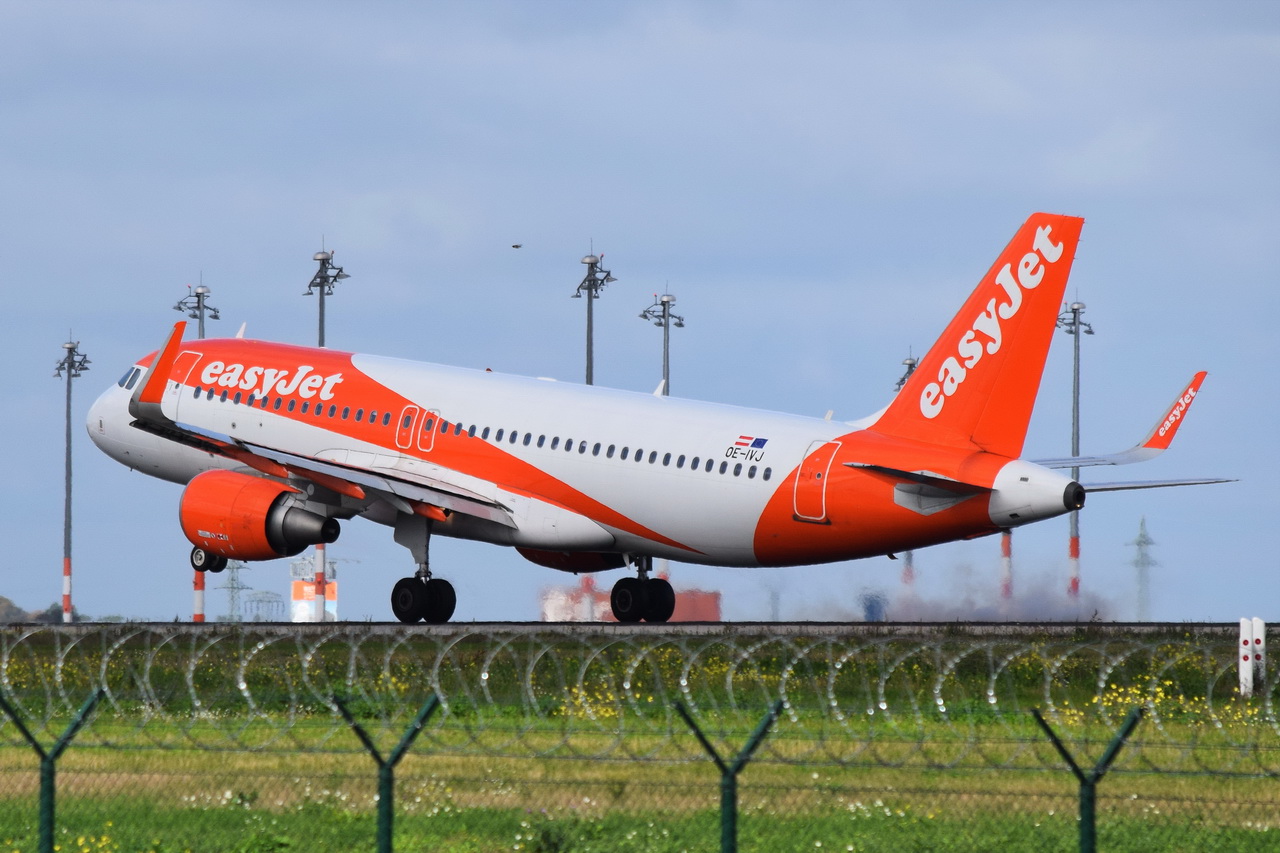 OE-IVJ , easyJet Europe , Airbus A320-214(WL) , 18.09.2022 , Berlin-Brandenburg  Willy Brandt  , BER , 