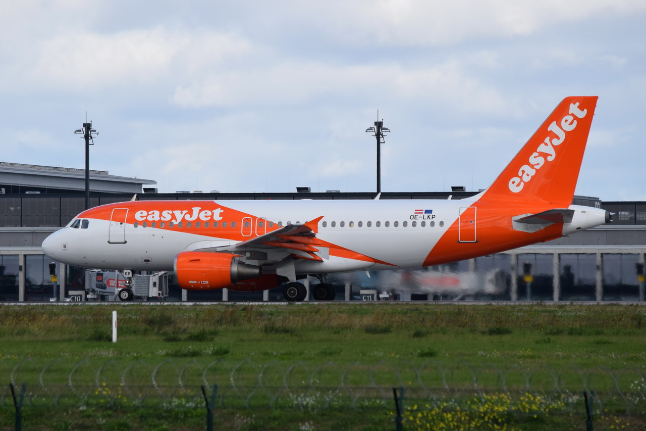 OE-LKP , easyJet Europe , Airbus A319-111 , Berlin-Brandenburg  Willy Brandt  , BER , 16.09.2022 ,