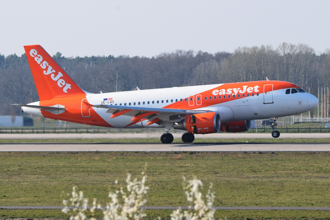 OE-LQS , easyJet Europe , Airbus A319-111 , 09.04.2023 , Berlin-Brandenburg  Willy Brandt  , BER , 