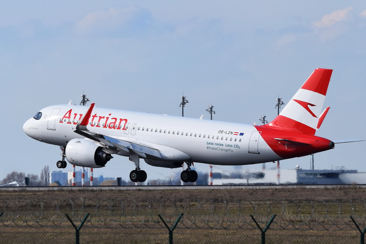 OE-LZN , Austrian Airlines , Airbus A320-271N , 18.03.2023 , Berlin-Brandenburg  Willy Brandt  , BER , 