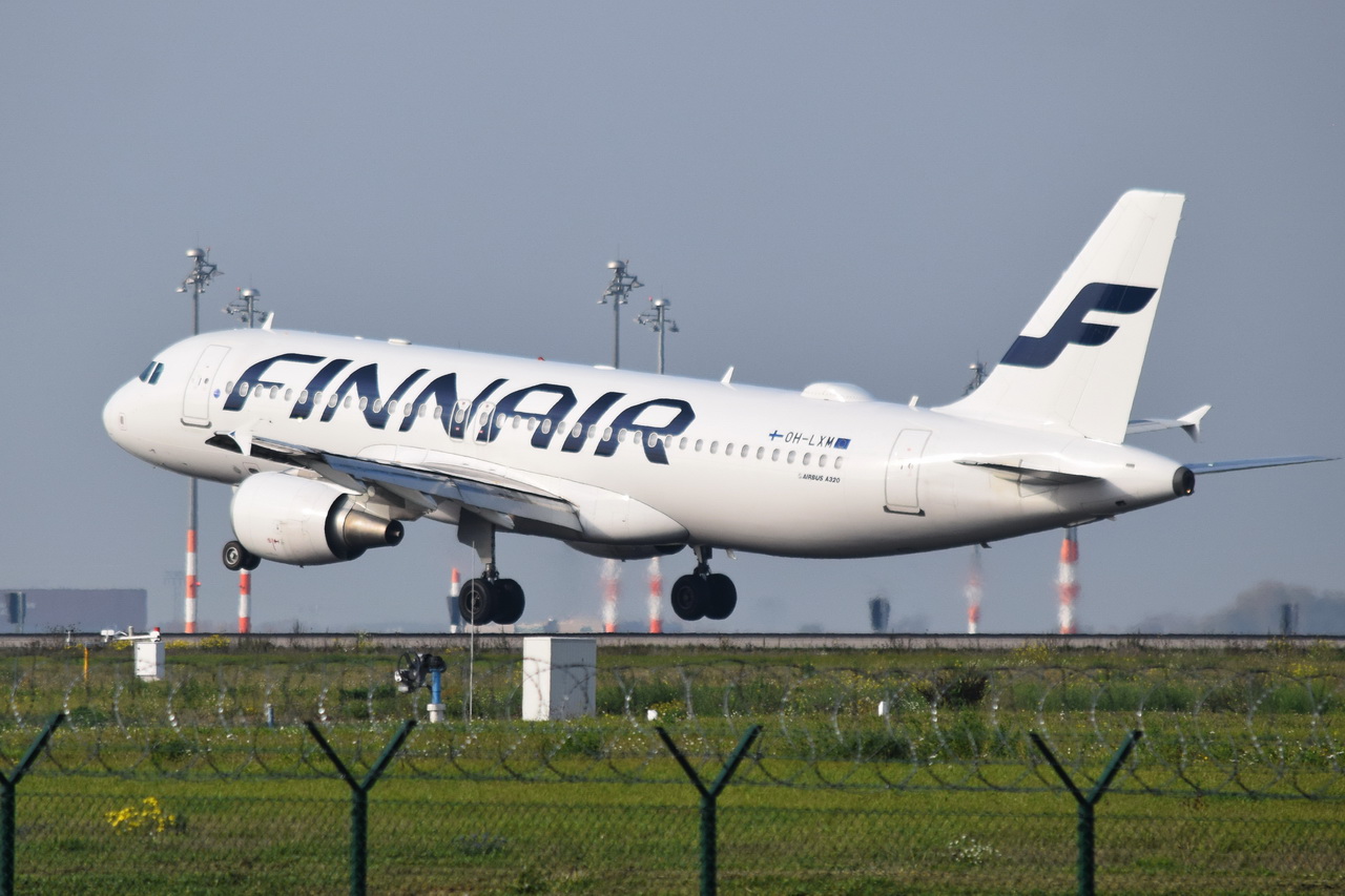 OH-LXM , Finnair , Airbus A320-214 , 31.10.2022 , Berlin-Brandenburg  Willy Brandt  , BER , 