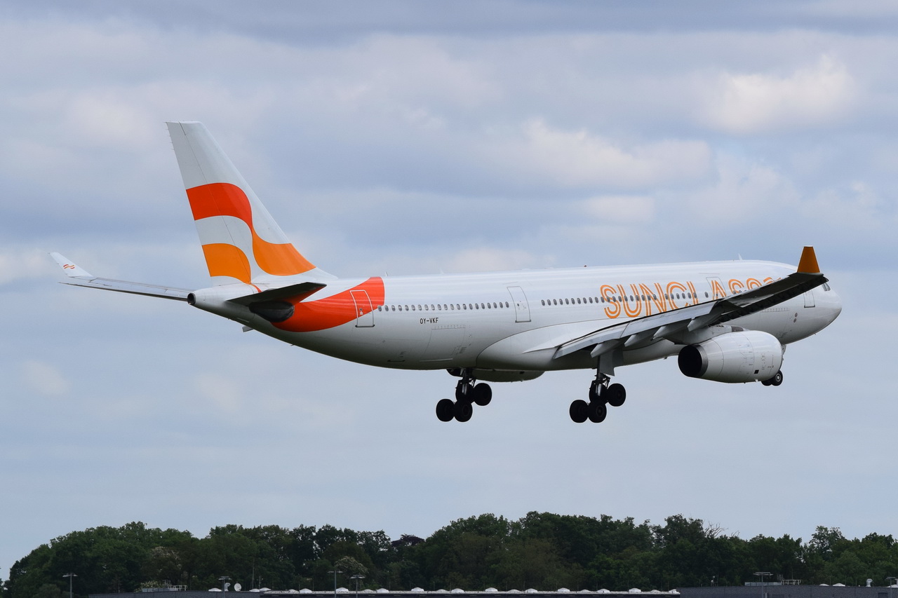OY-VKF , Sunclass Airlines , Airbus A330-243 , Berlin-Brandenburg  Willy Brandt  , BER ,18.05.2023