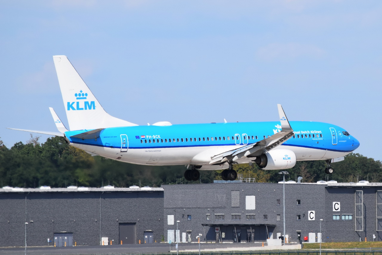 PH-BCK , KLM Royal Dutch Airlines,  Boeing 737-8K2(WL) ,  Berlin-Brandenburg  Willy Brandt  , BER , 04.09.2022
