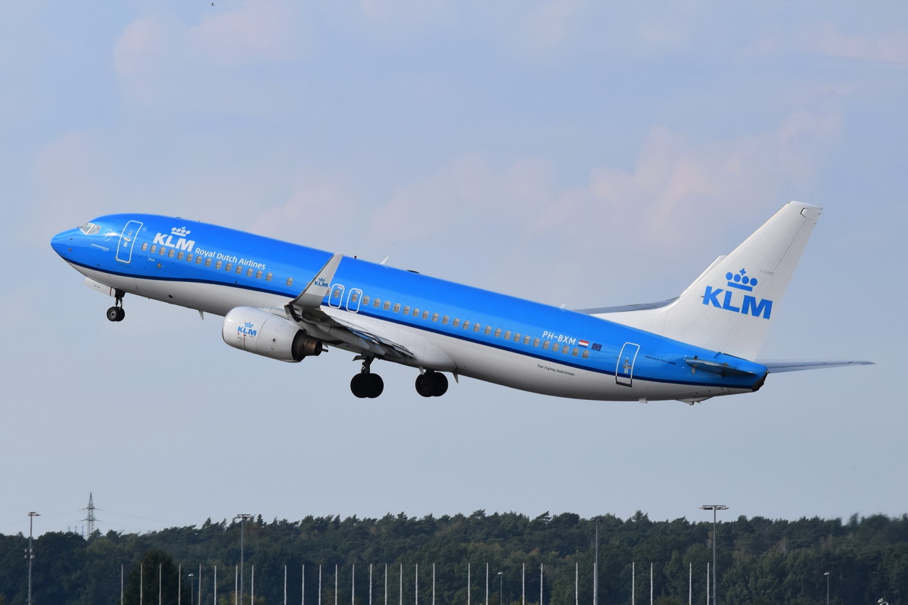 PH-BXM , KLM Royal Dutch Airlines , Boeing 737-8K2(WL) , Berlin-Brandenburg  Willy Brandt  , BER , 25.09.2022 ,