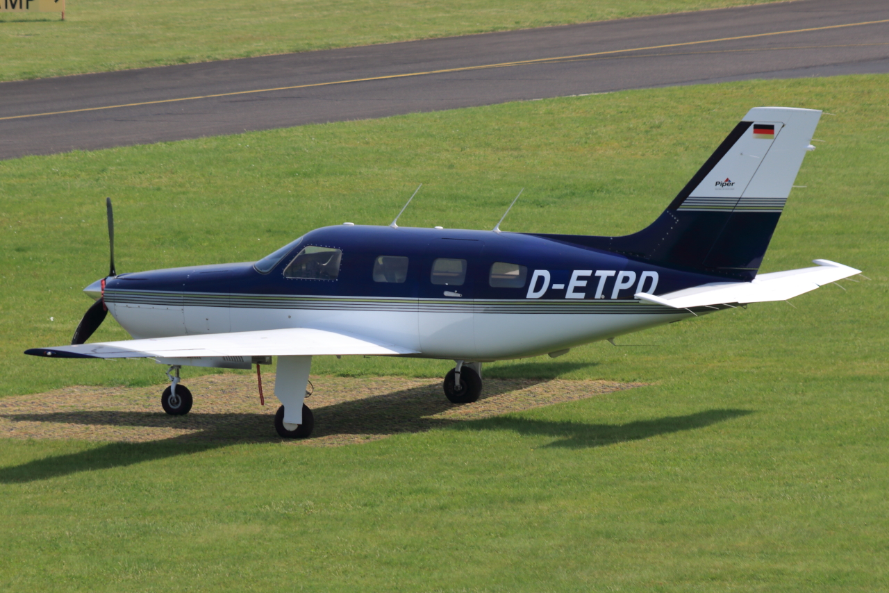 Privat, D-ETPD, Piper PA-46-350P Malibu Mirage, S/N: 4636217. Bonn-Hangelar (EDKB) am 01.05.2024.