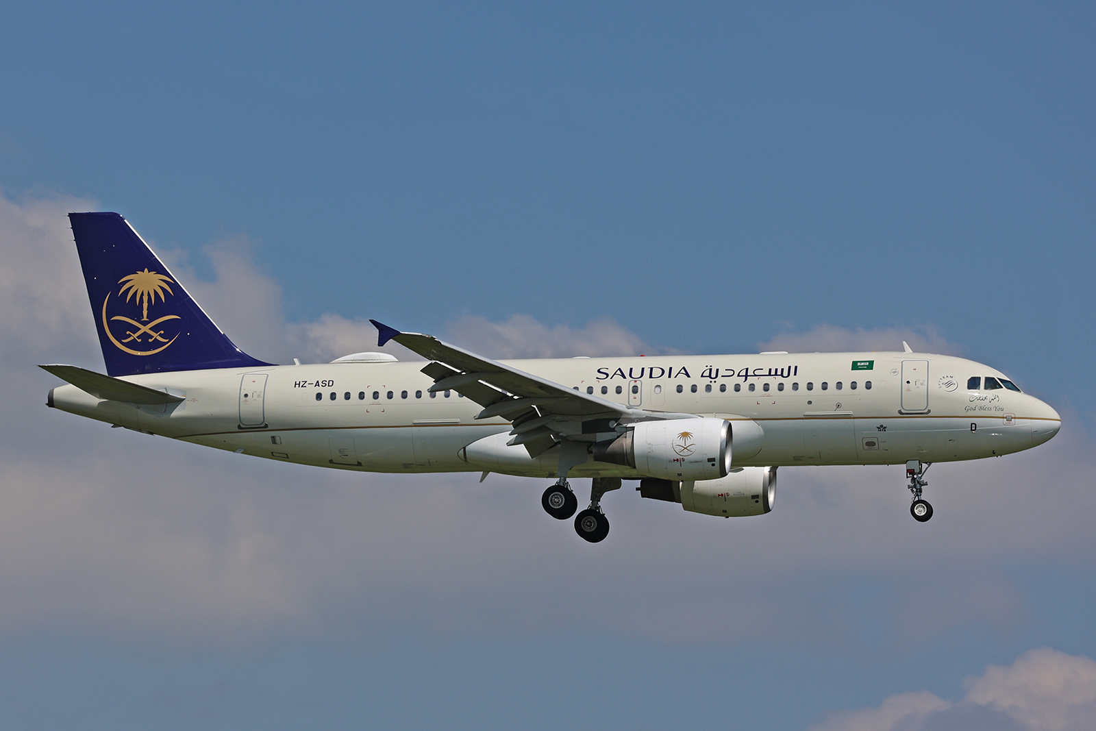 Saudi Arabien Airlines, HZ-ASD, Airbus A320-214, msn: 4364, 03.Mai 2023, ZRH Zürich, Switzerland.