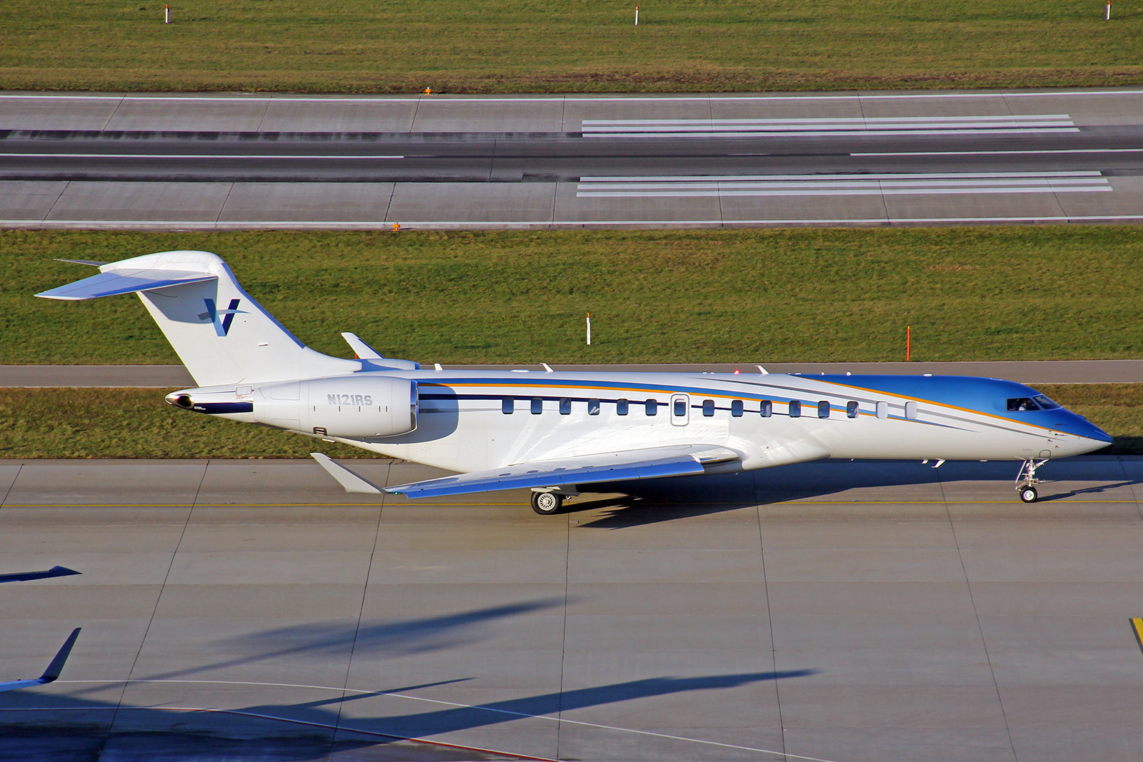 Solairus Aviation, N121RS, Bombardier Global 7500, msn: 70042, 20.Januar 2023, ZRH Zürich, Switzerland.
