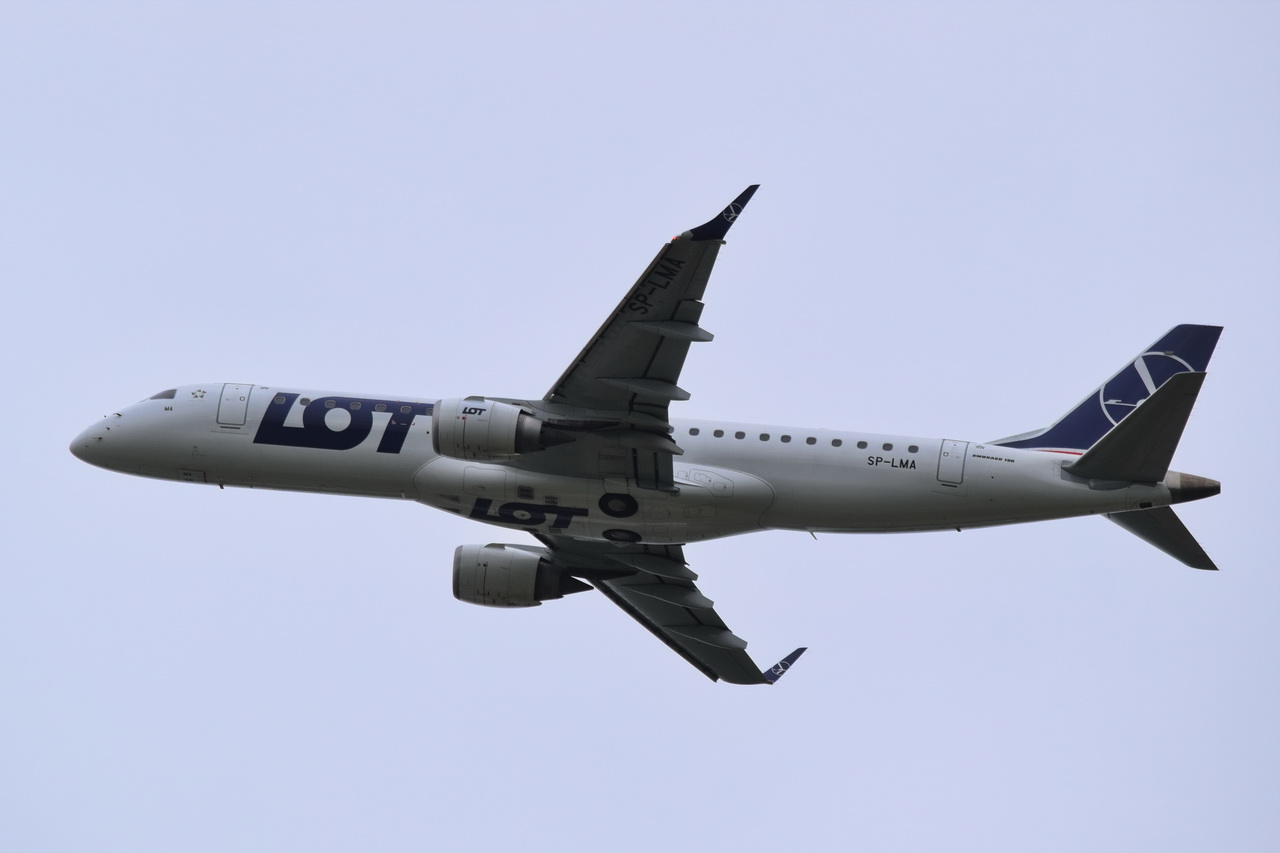 SP-LMA , LOT - Polish Airlines , Embraer ERJ-190STD (ERJ-190-100) , 24.05.2023 , Berlin-Brandenburg  Willy Brandt  , BER ,