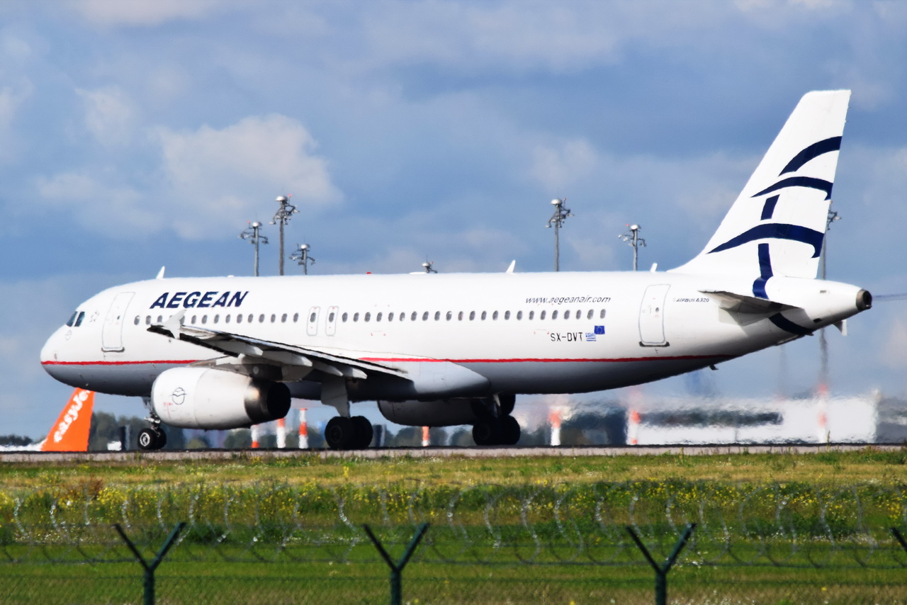 SX-DVT , Aegean Airlines , Airbus A320-232 ,  Berlin-Brandenburg  Willy Brandt  , BER , 21.09.2022 ,