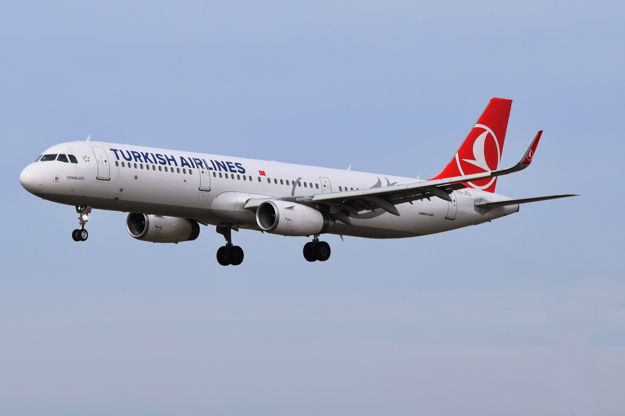 TC-JTL , Turkish Airlines , Airbus A321-231(WL) , 17.03.2023 , Berlin-Brandenburg  Willy Brandt  , BER , 