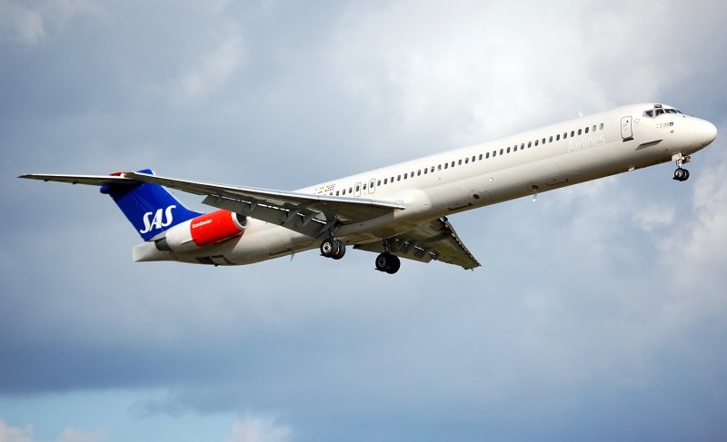 05.08.08 (HAM) Heute abend kam anstelle von einem CRJ die MD87 aus CPH