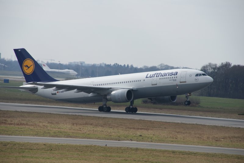 A300-600B4 der Lufthansa beim Start nach Frankfurt