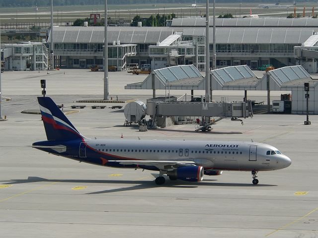 A320-214 der Aeroflot Russian Airlines (VP-BDK) aufgenommen am 21.07.2006 Flughafen Mnchen