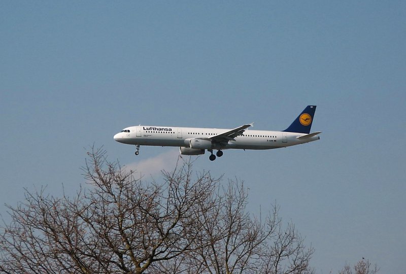 A321 der Lufthansa in Mnchen (08.04.2006)