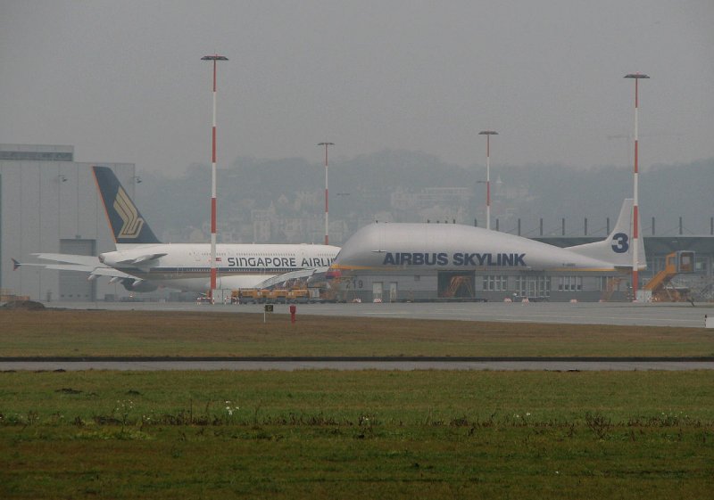 A380 Singapore Airlines und Airbus Super Guppy
23.11.2007