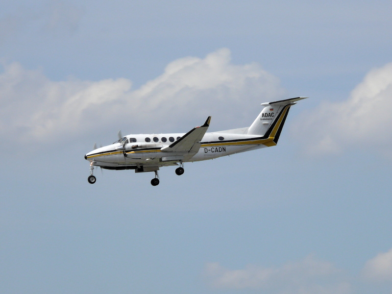 ADAC Ambulance; D-CADN. Flughafen Dsseldorf. 16.07.2009.