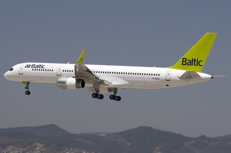 Air Baltic, YL-BDC, Boeing, B757-256, 13.06.2009, BCN, Barcelona, Spain 

