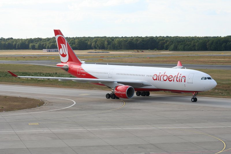 Air Berlin A 330-223 D-ALPC am 14.08.2009 auf dem Flughafen Berlin-Tegel