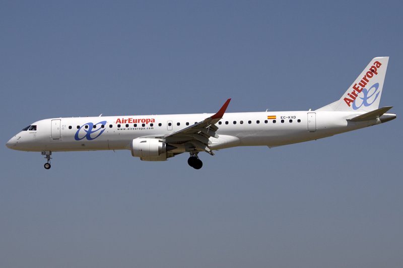 Air Europa, EC-KXD, Embraer, ERJ-195LR, 13.06.2009, BCN, Barcelona, Spain 

