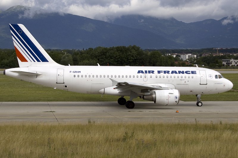 Air France, F-GRHM, Airbus, A319-111, 19.07.2009, GVA, Geneve, Switzerland 

