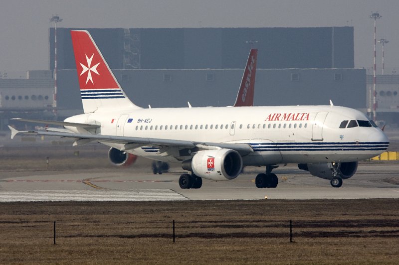 Air Malta, 9H-AEJ, Airbus, A319-111, 28.02.2009, MXP, Mailand-Malpensa, Italy
