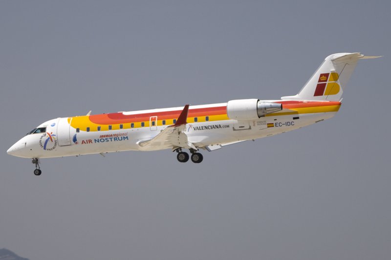 Air Nostrum, EC-IDC, Bombardier, CRJ-200ER, 13.06.2009, BCN, Barcelona, Spain 

