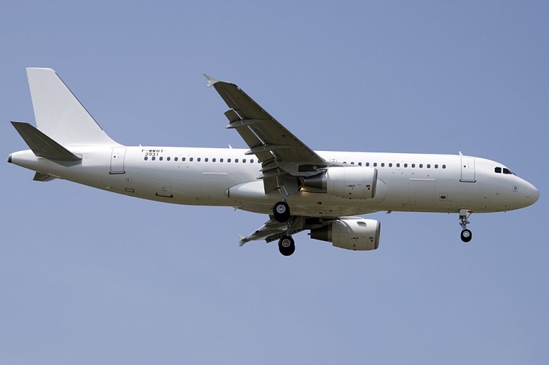 Bahrain Air, F-WWBT(later: A9C-BAS), Airbus, A320-214, 17.06.2009, TLS, Toulouse, France 

