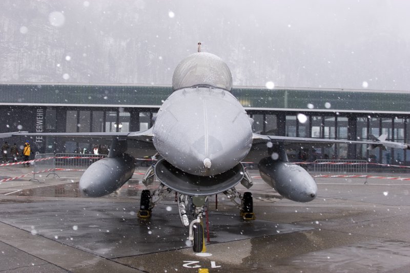 Belgium - Air Force, Sabca, FA-87, F-16AM Fighting Falcon, 
24.03.2007, LSMM, Meiringen, Switzerland
