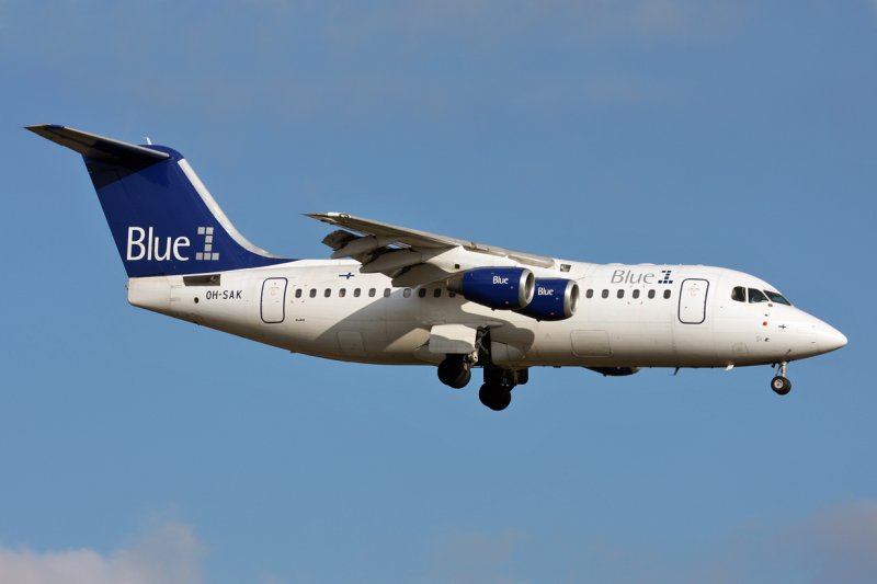 Blue 1, Avro Regional Jet RJ85, OH-SAK, ZRH 15.12.2007