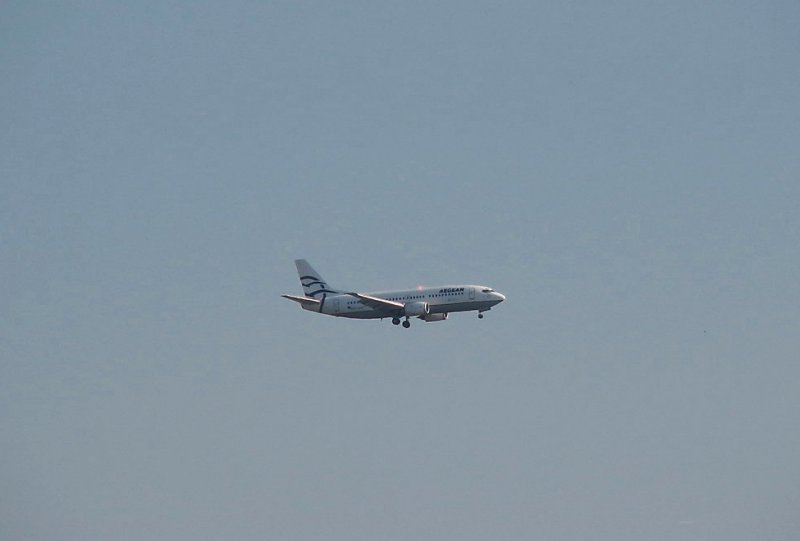 Boeing 737-300, Aegeam, in Mnchen (08.04.2006)